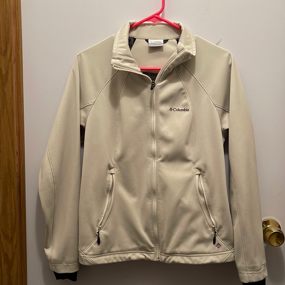 Columbia light omni jacket